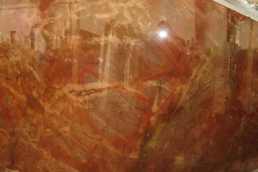 Rosso Damasco marble slab surface – Marmi di Carrara – rust red, gold (52)