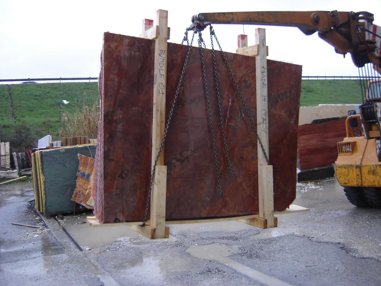 Rosso Damasco marbre, surface de dalle – Marmi di Carrara – gris, noir (57)
