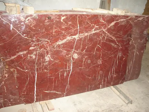 Rosso Diaspro mármol, superficie de losa – Marmi di Carrara – dorado, rojo óxido (17)