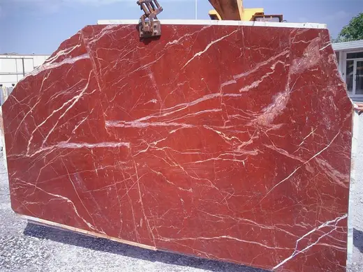 Rosso Diaspro mármol, superficie de losa – Marmi di Carrara – rojo óxido, gris claro (18)