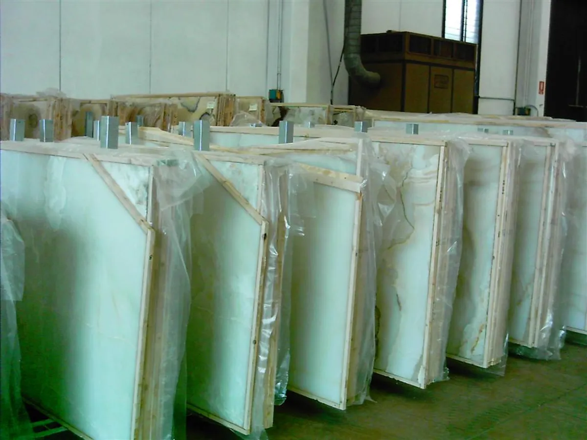 Royal White Onyx onyx, surface de dalle – Marmi di Carrara – gris clair, vert (3)