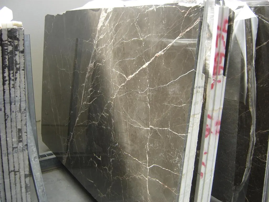 Saint Laurent Marmor, Plattenoberfläche – Marmi di Carrara – grau, anthrazit (11)