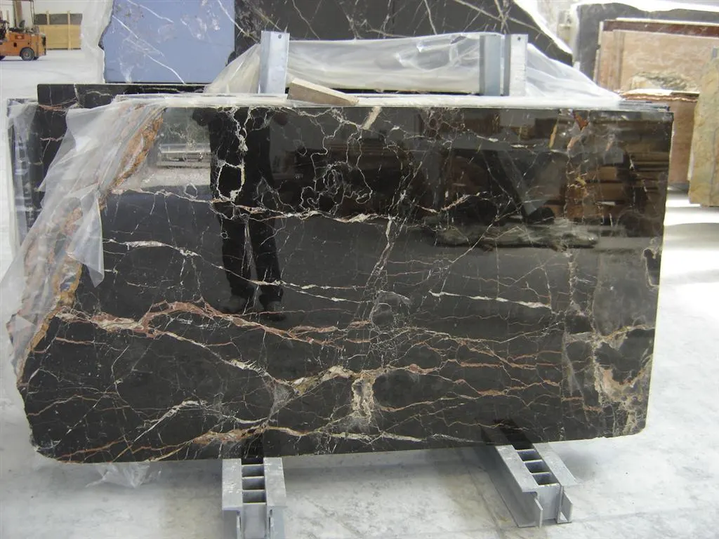 Saint Laurent marble slab surface – Marmi di Carrara – charcoal, light grey (12)