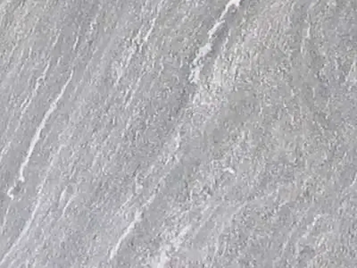 San Giacomo quartzite polished sample – Marmi di Carrara – light grey (1)