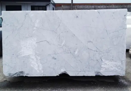 Statuarietto marmo, blocco di cava – Marmi di Carrara – grigio chiaro, nero (15)