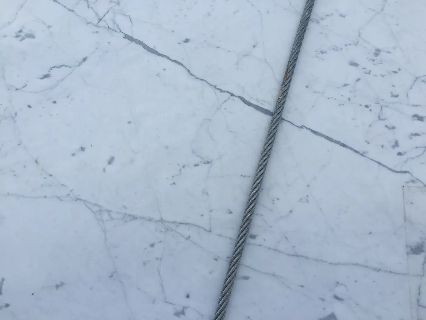 Statuarietto мрамор, поверхность плиты – Marmi di Carrara – светло-серый (5)