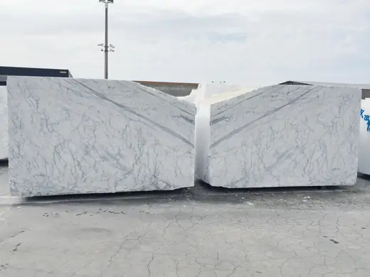Statuarietto marmo, superficie di lastra – Marmi di Carrara – grigio chiaro, bianco (7)