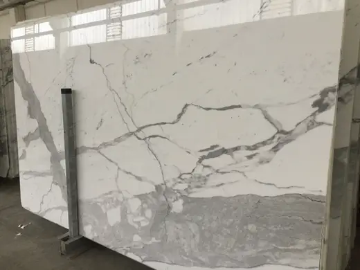 Statuario marbre, surface de dalle – Marmi di Carrara – gris clair, gris (11)