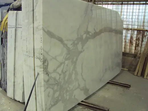 Statuario marbre, surface de dalle – Marmi di Carrara – gris, vert (36)