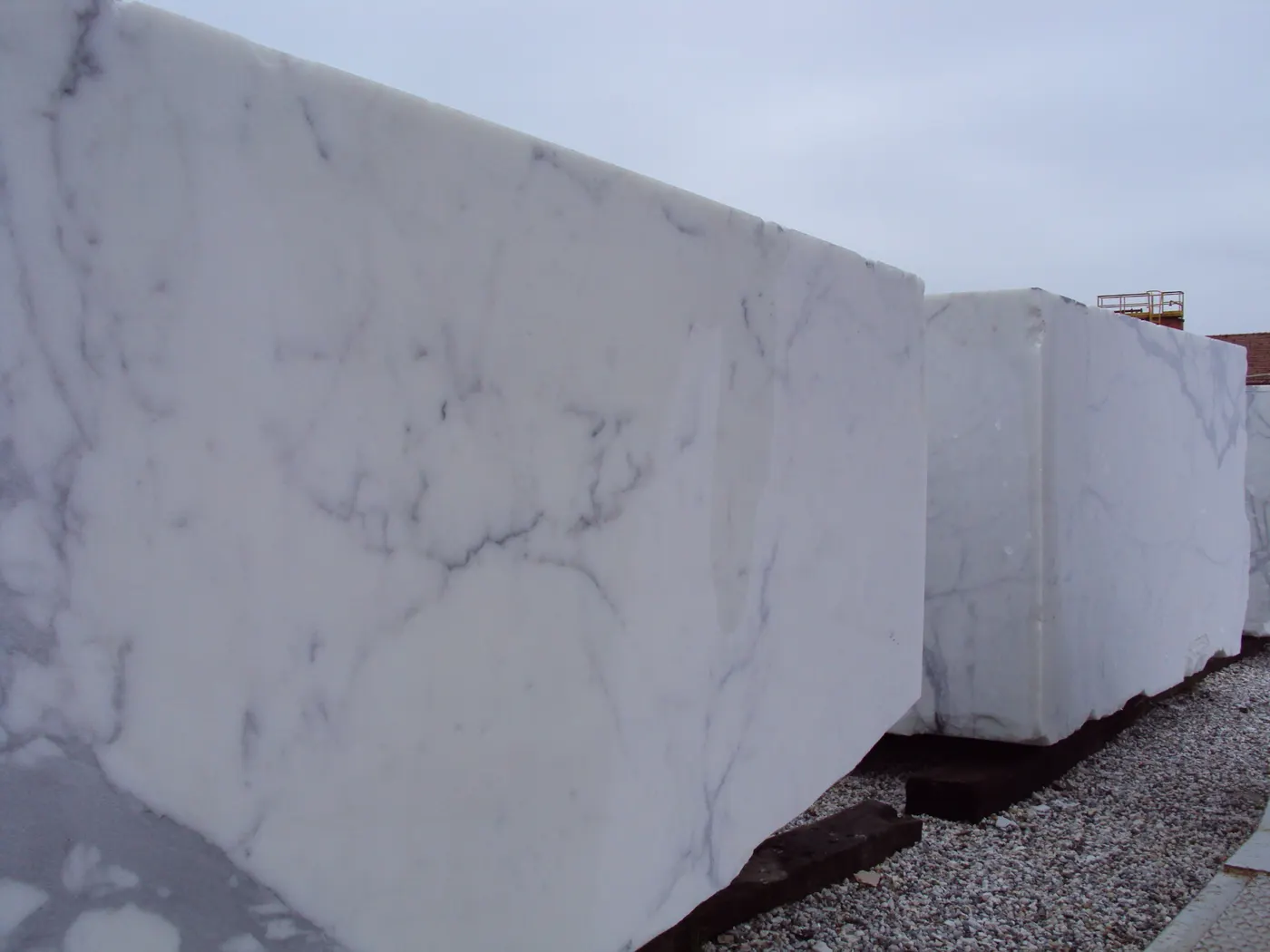 Statuario mármol, superficie de losa – Marmi di Carrara – gris, gris claro (41)