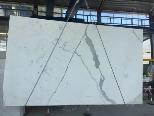Statuario Extra marble slab surface – Marmi di Carrara – light grey, charcoal (15)