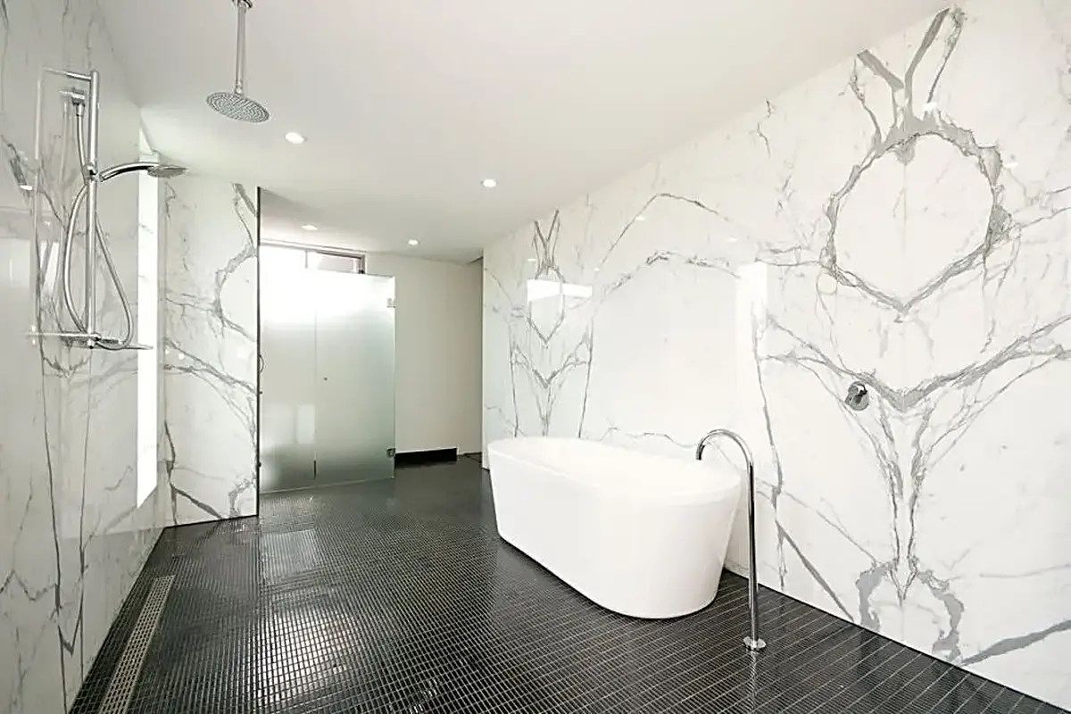 Statuario Extra marble bathroom – Marmi di Carrara – white, light grey (68)