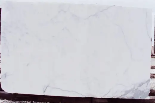 Statuario Extra marble quarry block – Marmi di Carrara – ivory, grey (70)