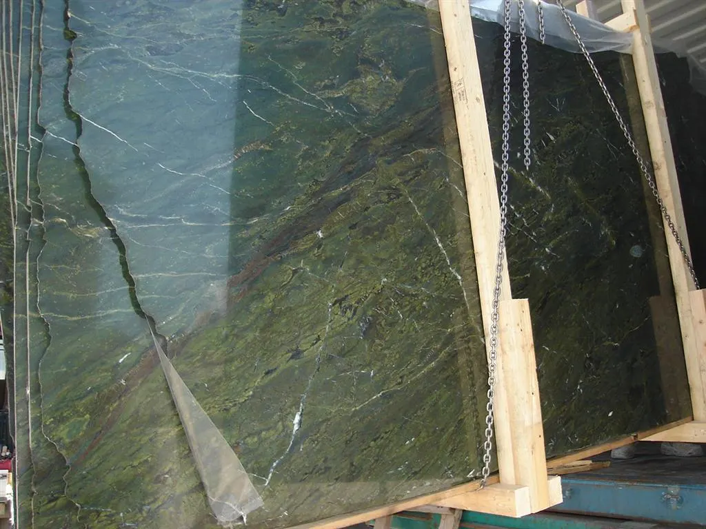 Verde Fantastico marbre, surface de dalle – Marmi di Carrara – anthracite, vert (1)