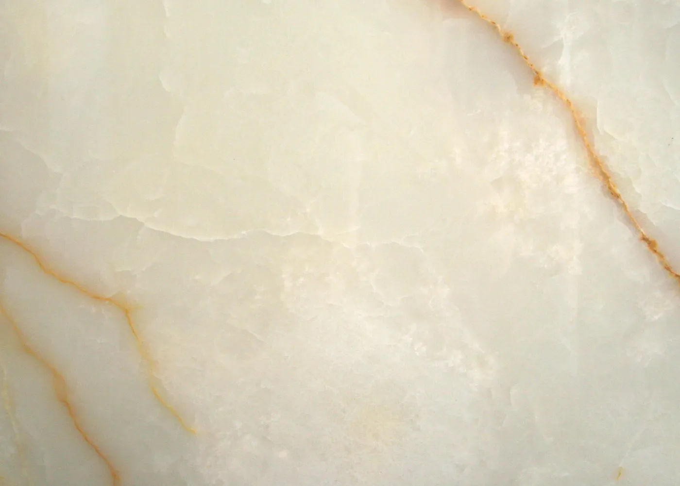 White Onyx onyx slab surface – Marmi di Carrara – ivory, beige (1)